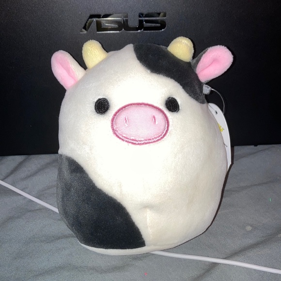 Cow squishmallow - Picture 1 of 2